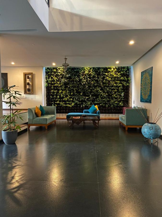 Aura Corporate Suites Bangalore Exterior foto