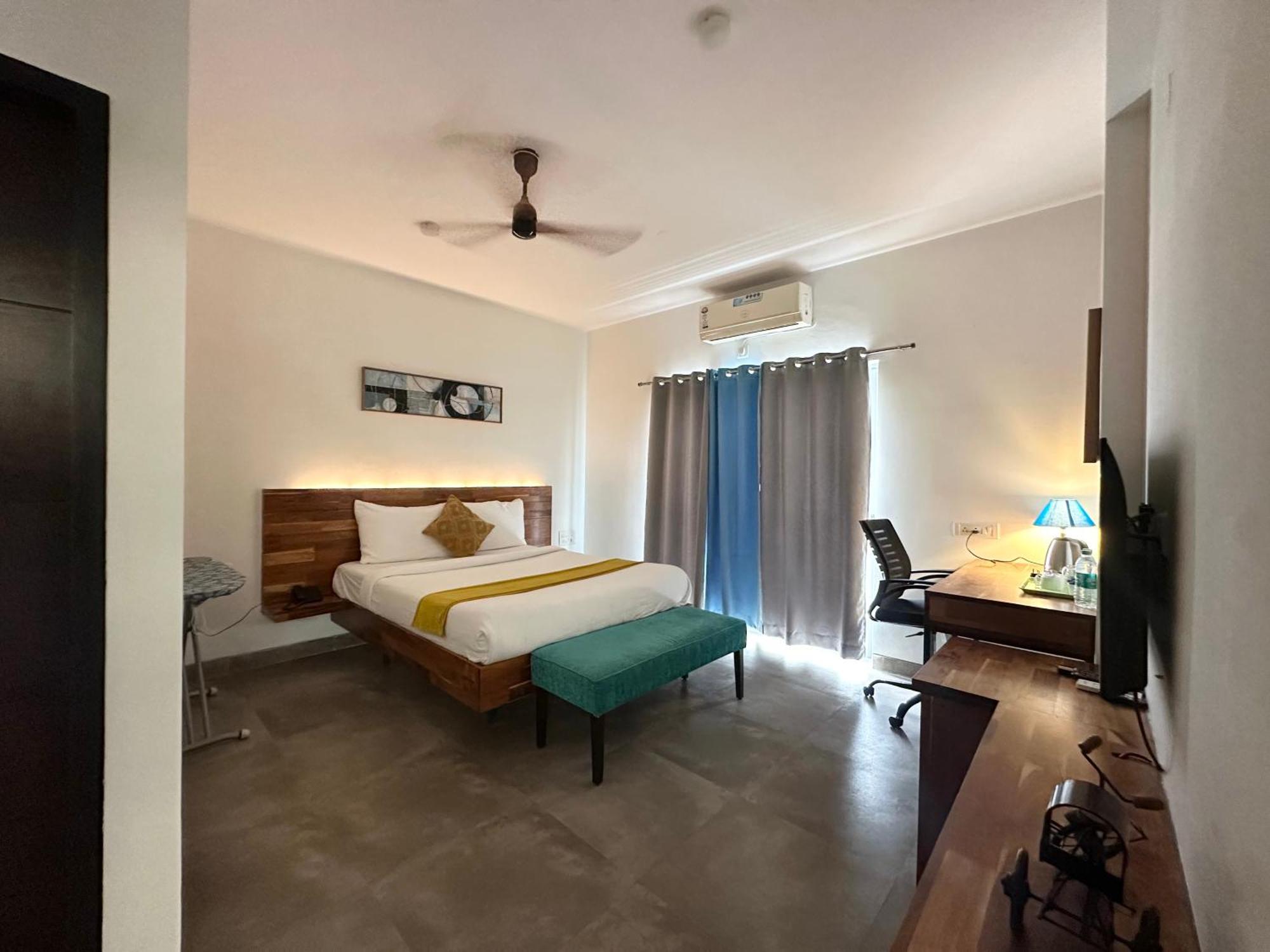 Aura Corporate Suites Bangalore Exterior foto